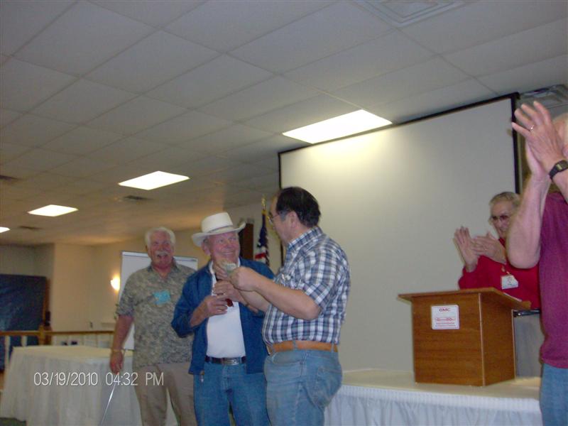 Frank Paying Up The 100 Bux