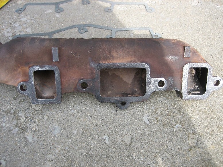 RH Exhaust Manifold For Sale