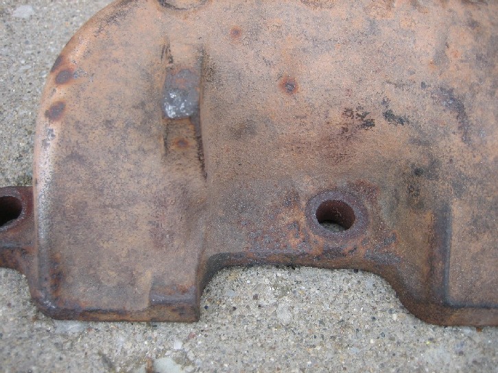 RH Exhaust Manifold For Sale