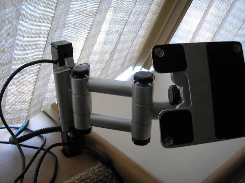 Lenovo S10-3t Tablet Computer for Cockpit Use