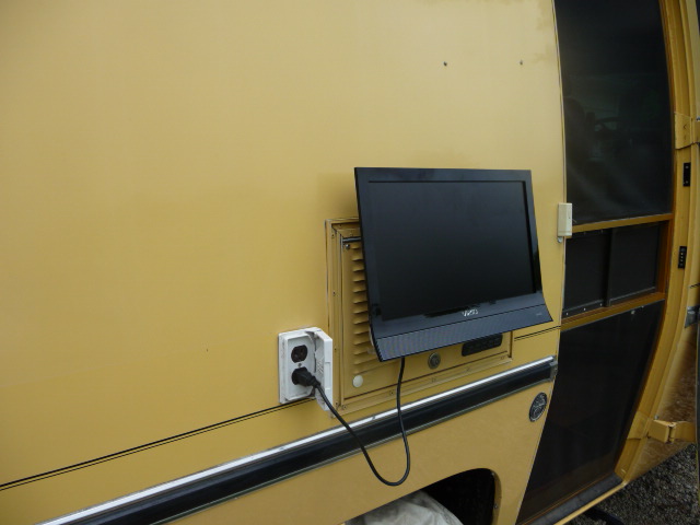GMC_new_tv_mount_002