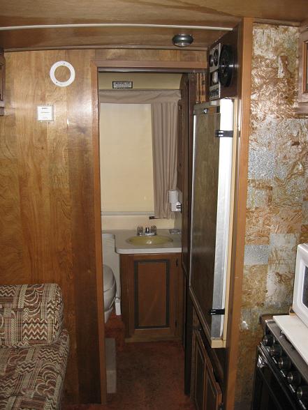1978 Birchaven Rear Bath - As I got it - Interior