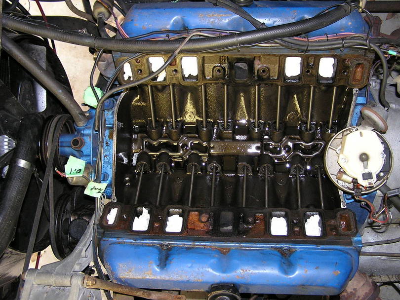 The usual maintenance photos every GMCer has