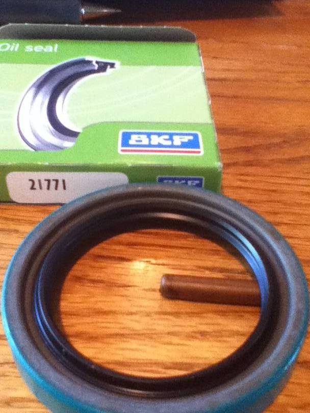 Stralian Test -- must slide under rubber lip - Rob