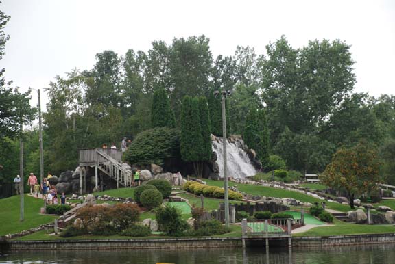 Putt Putt and plenty for the kids to do.