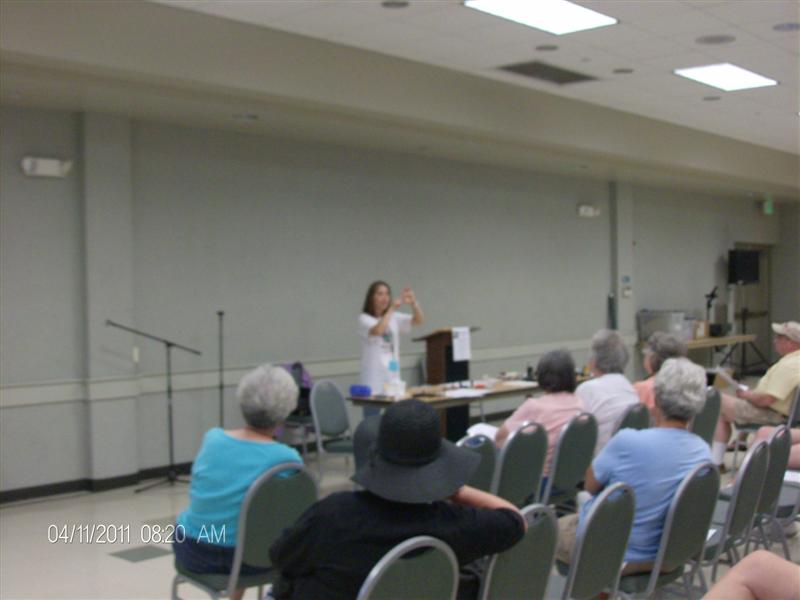 Teri Presenting a Geocache Seminar
