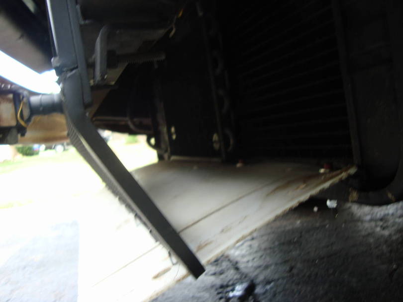 front air deflestor
