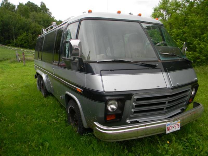 23 coaches on Kijiji