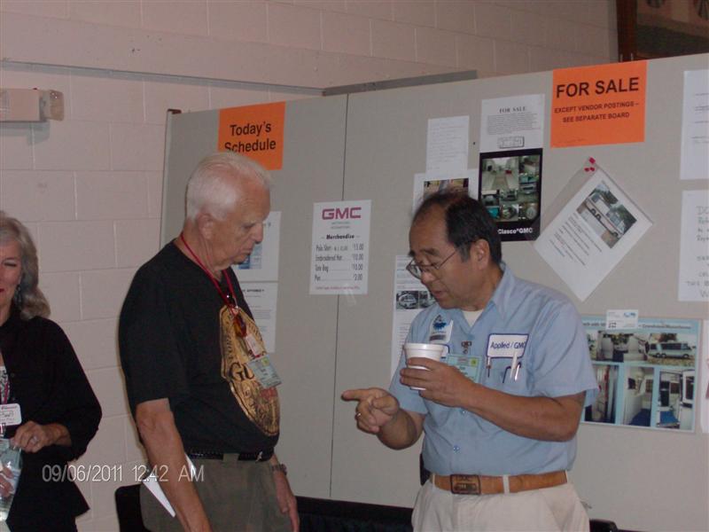 Bob Price and Jim K in a deep discussion.