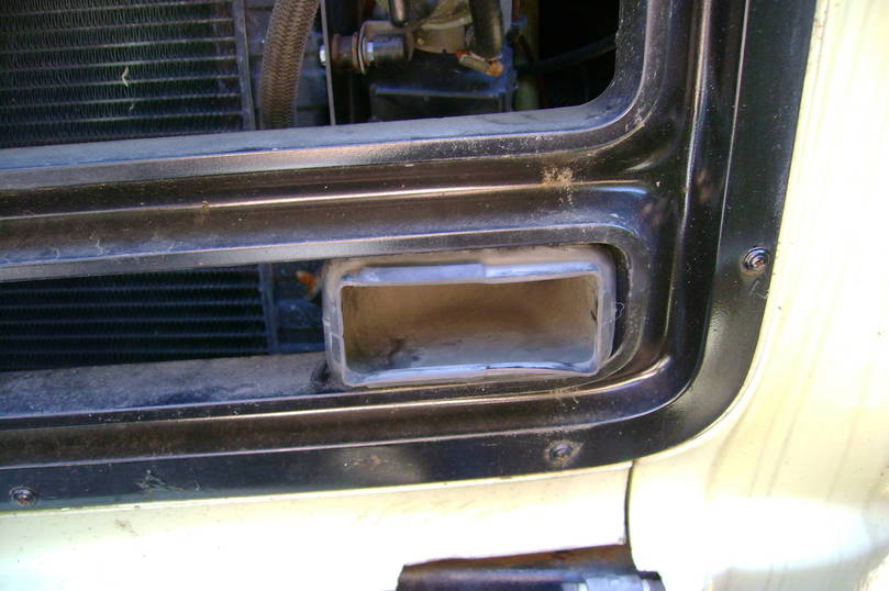 Easy vent/air intake snorkle.