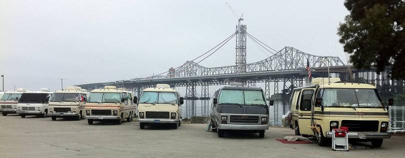 A line of coaches