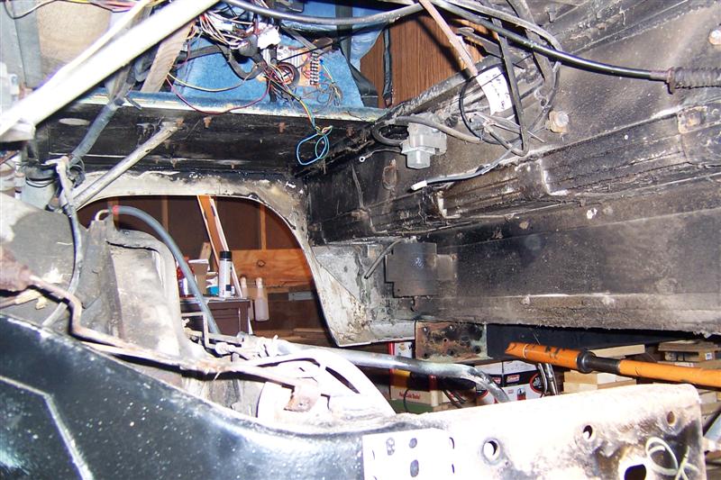 Front clip pull - partially out, side view