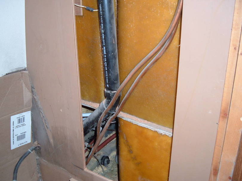 Plumbing behind Fridge and Bath Module