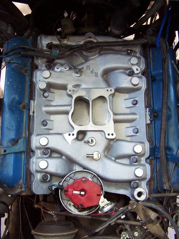 GMC_-_Rockwell_Intake_Manifold_Installation.jpg