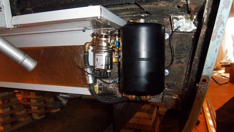 Insulation_installation_008_Medium_