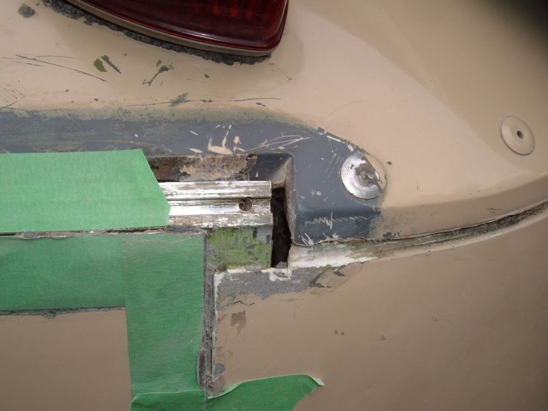 Rear Cap Corner Under Drip Rail