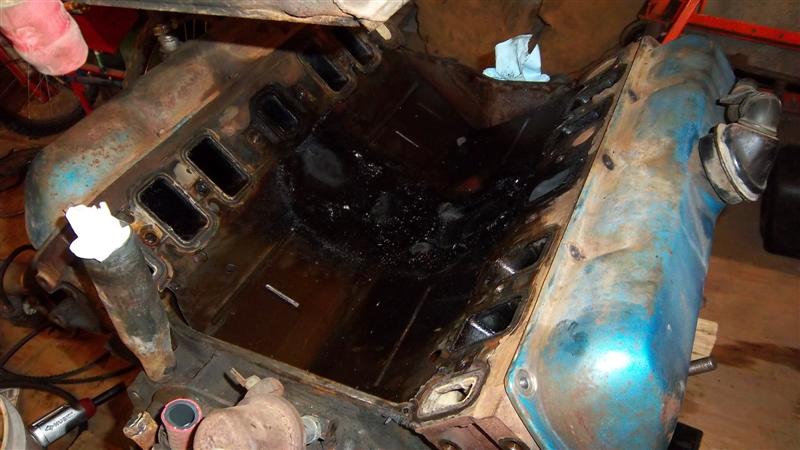 engine_disassembly_001_Medium_