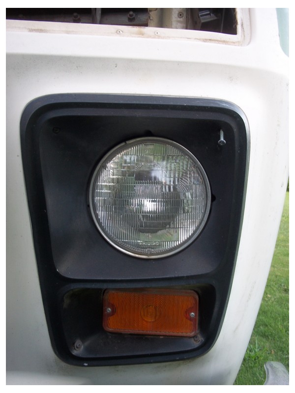 Left Headlight