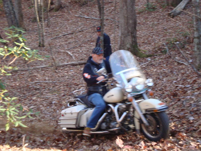 Dan made it and won the knife..