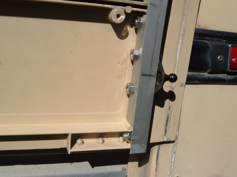 Rear_Hatch_Struts_18