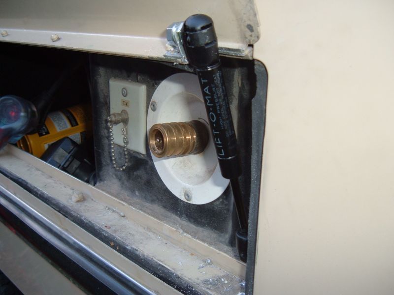 Utility_Hatch_Strut_8_