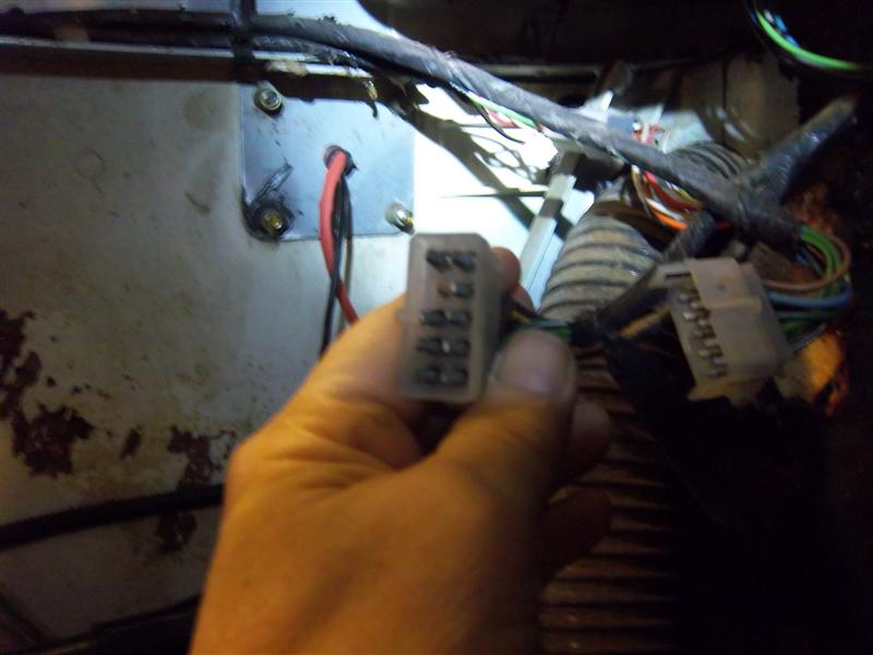 location of blue spare wire under dash