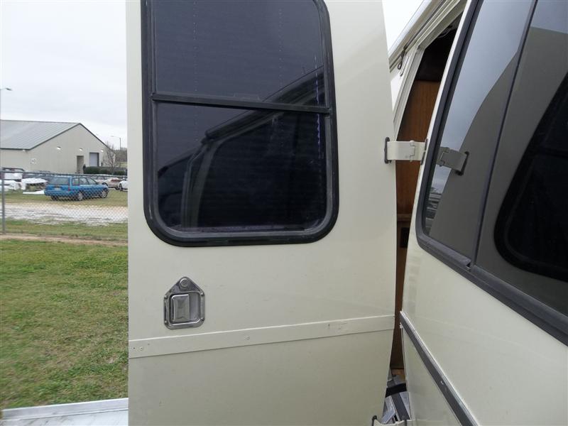 Bob's Wide Door