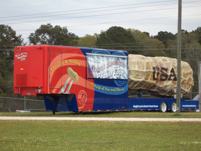 peanut trailer