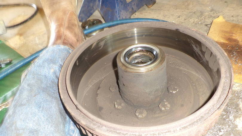 new seal left exposed 1/4"