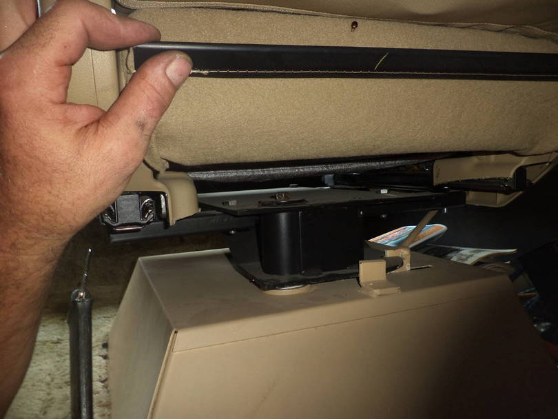 add spacers between seat bar &amp; base