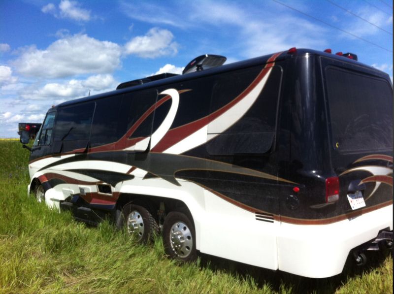 High_River_Flood_GMC_2