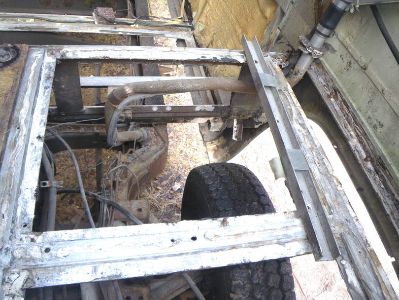 Fuel fill tubing
