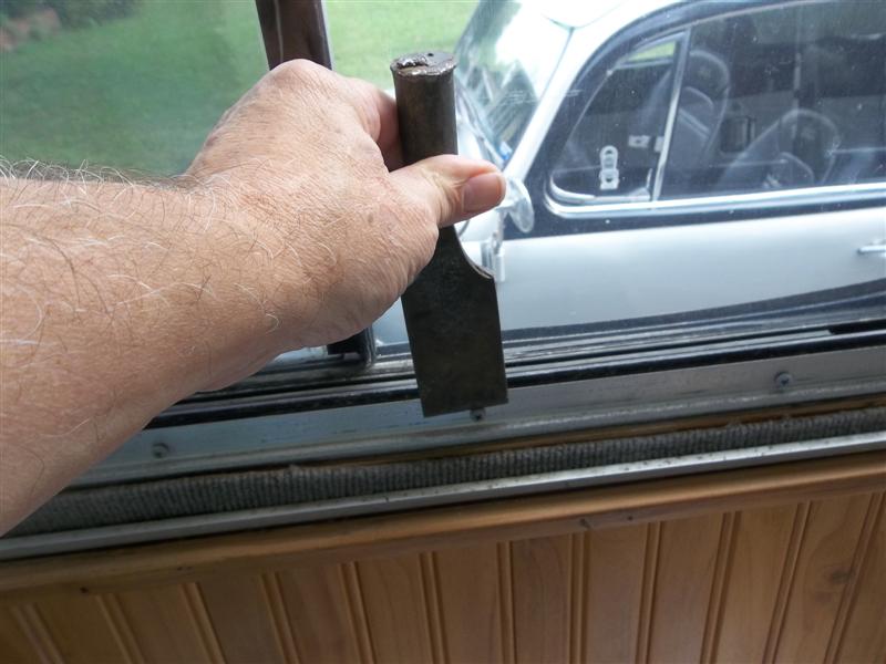 Chisel Is A Must, Front