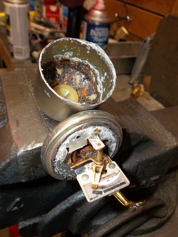 Rust and Corrosion in the Can and Potentiometer