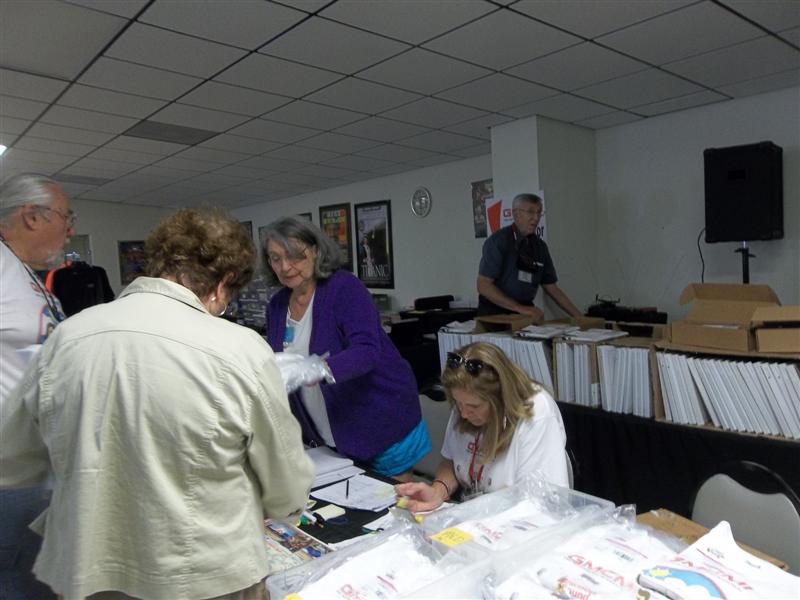 The Ladies Checking in Rob