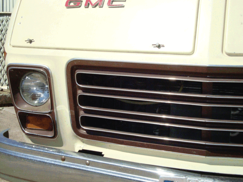 705_-_Found_Chrome_edging_at_Auto_Zone_for_highlights