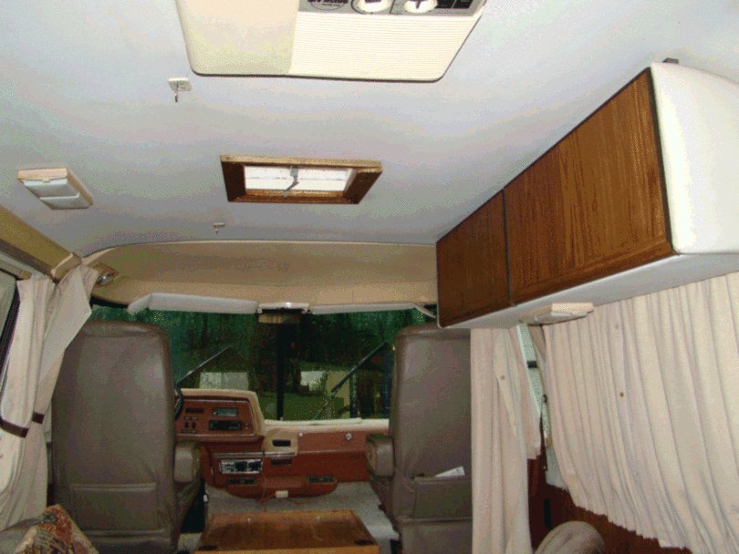 720_-_Original_ceiling_fan_with_a_wood_frame