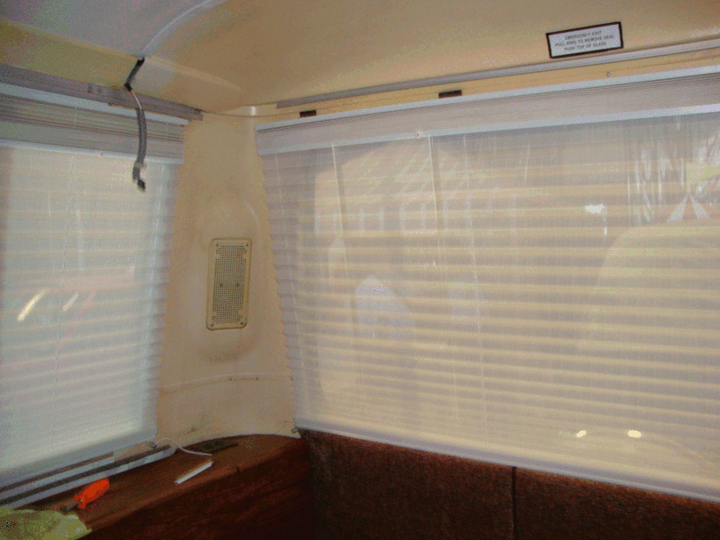 730_-_The_back_shade_needed_a_1