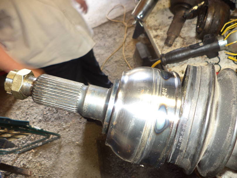 1 1/4" end nut size