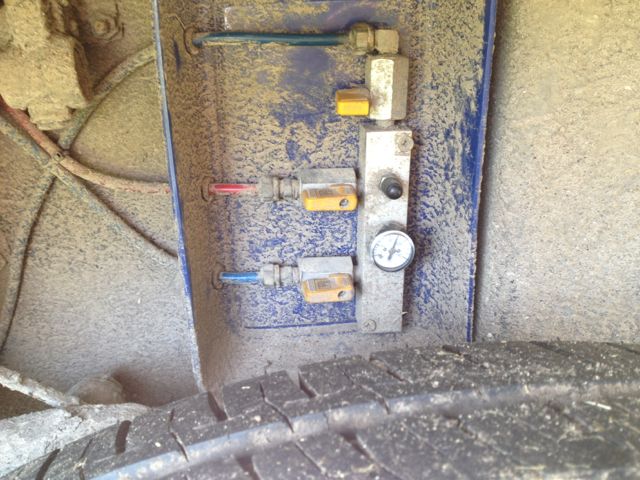 wheelwell air fitting