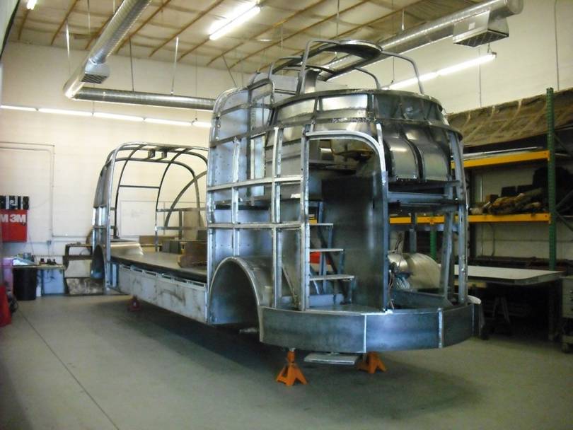 FuturLiner Flatbed - Under construction.