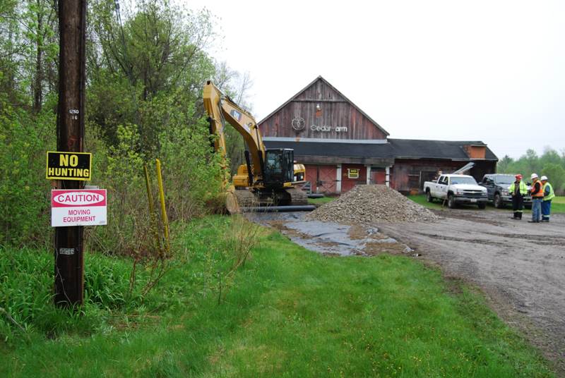 Laying Stone Road Bed 1