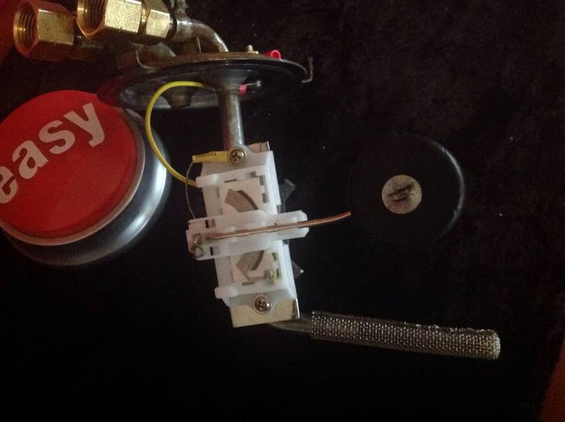 Fuel gauge sender mesh strainer