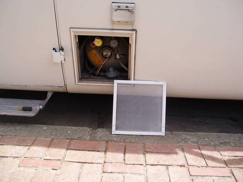 2014-05-16_GMC_propane_door_004