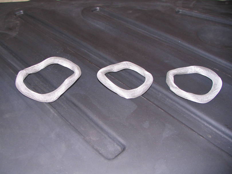 Screen gaskets