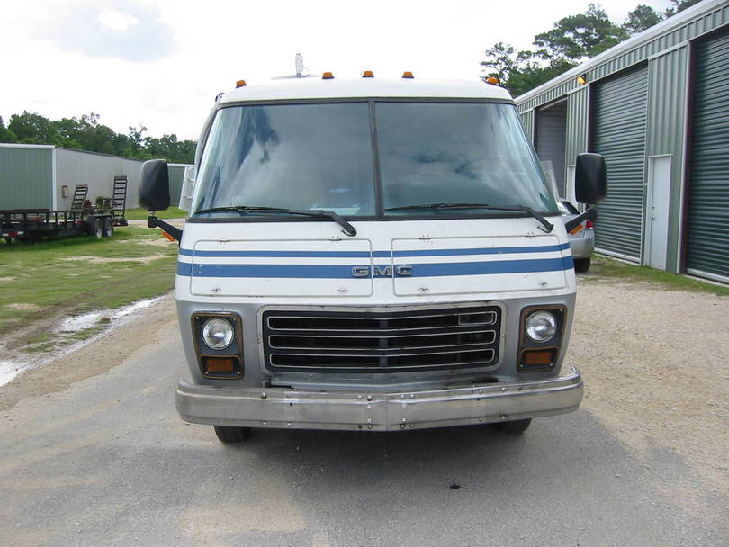 GMC_Front_20101