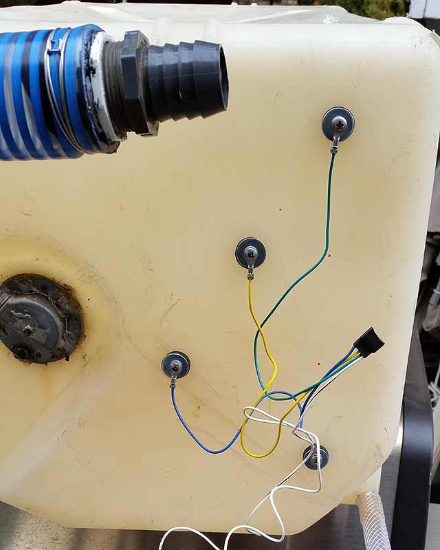 Tank senders