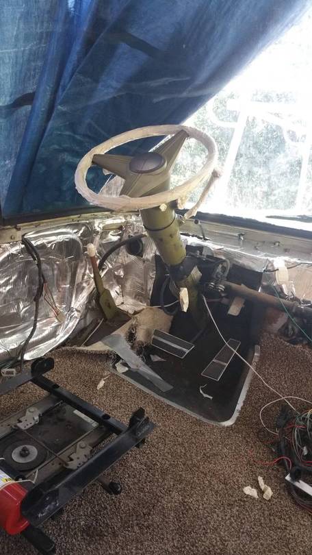 Drivers Side Dash Removed