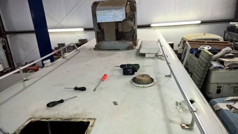 Clear_area_rear_broken_vent1