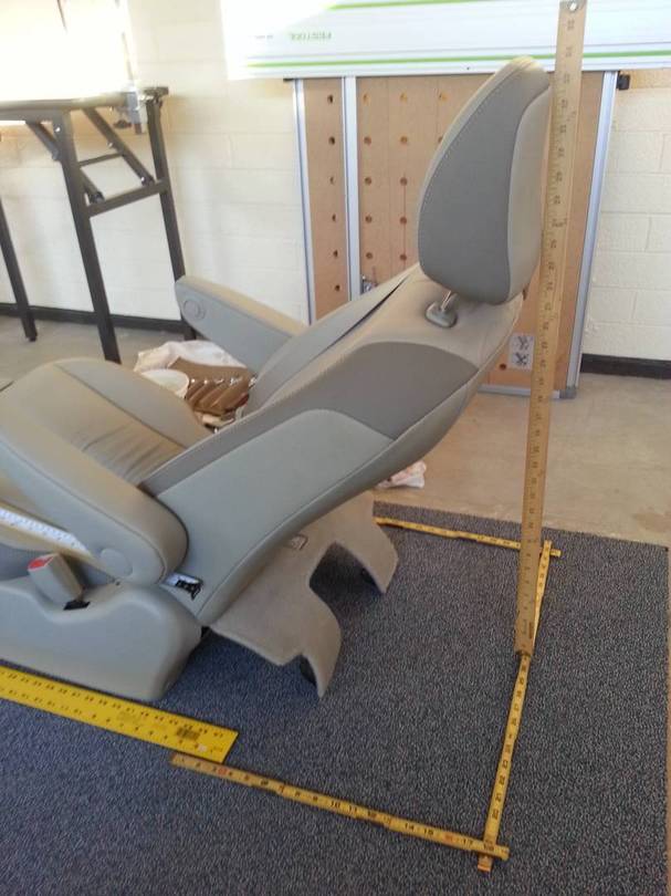 Toyota Sienna reclining cockpit seats